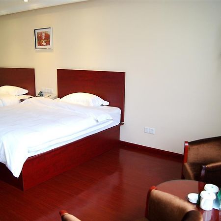 Greentree Inn Tianjin Binshui Avenue Cancer Hospital Express Hotel Exterior photo